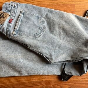 Wrangler Men's Light Blue Relaxed Jeans